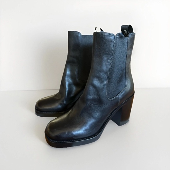 Prada Black Leather Chelsea Boots NWOB - Picture 4 of 15